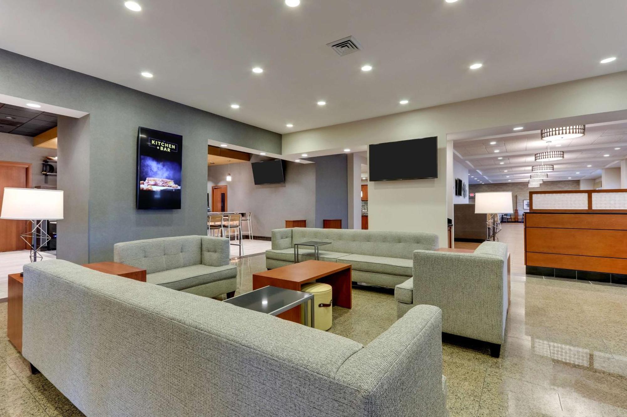 Drury Inn & Suites Orlando Near Universal Orlando Resort Ngoại thất bức ảnh